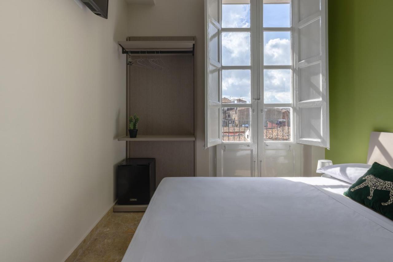 Bed and Breakfast Il Sovrano Aeroporto di Catania Fontana Rossa Esterno foto